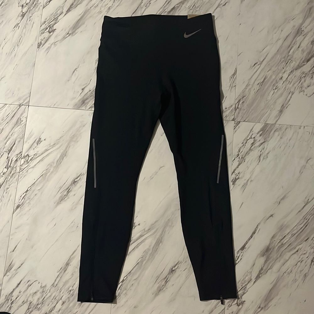 Women’s Nike running leggings